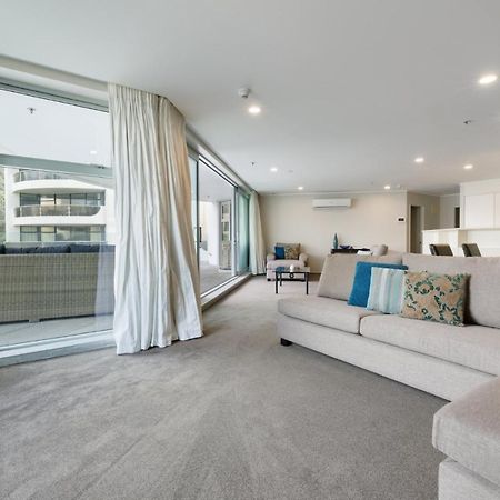 Oceanside Apartment With Garden Views Mount Maunganui Exteriér fotografie