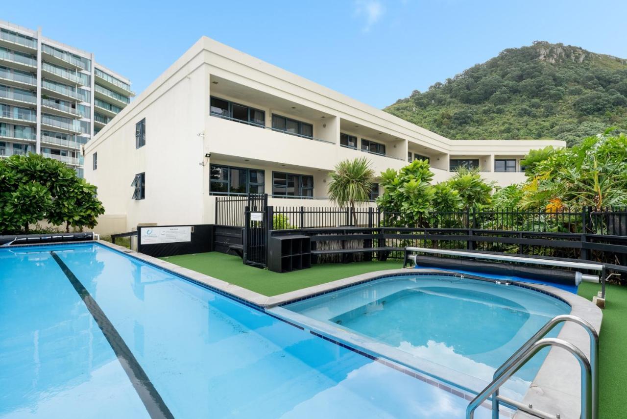 Oceanside Apartment With Garden Views Mount Maunganui Exteriér fotografie