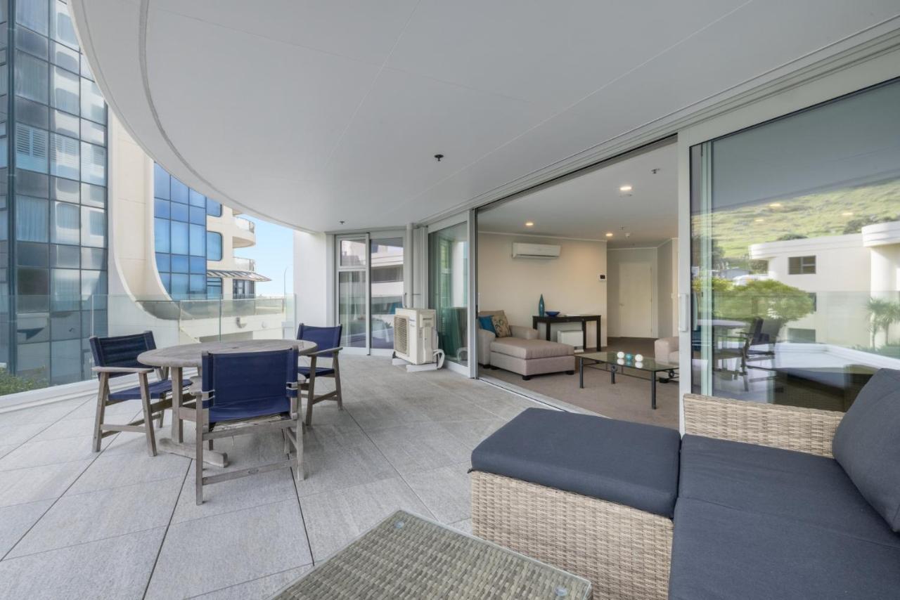 Oceanside Apartment With Garden Views Mount Maunganui Exteriér fotografie